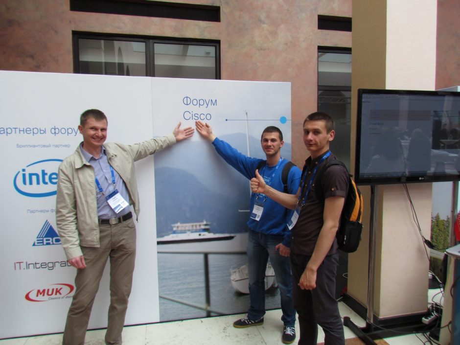 Image for: Участь студентів факультету ІКТ у роботі форуму компанії CISCO «Архітектура цифрових мереж»