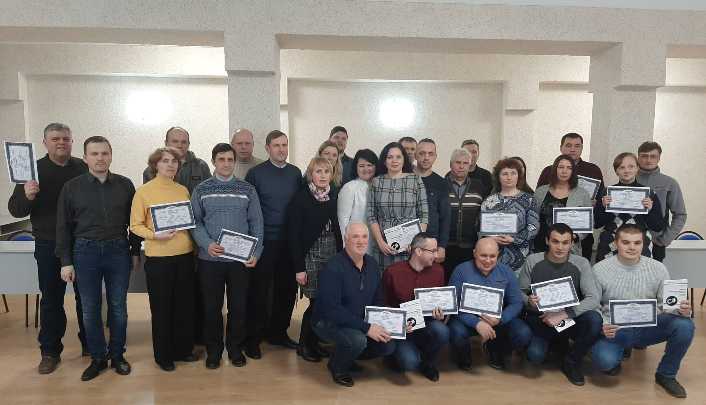 Image for: Вручення сертифікатів про підвищення кваліфікації вчителям Житомирської області